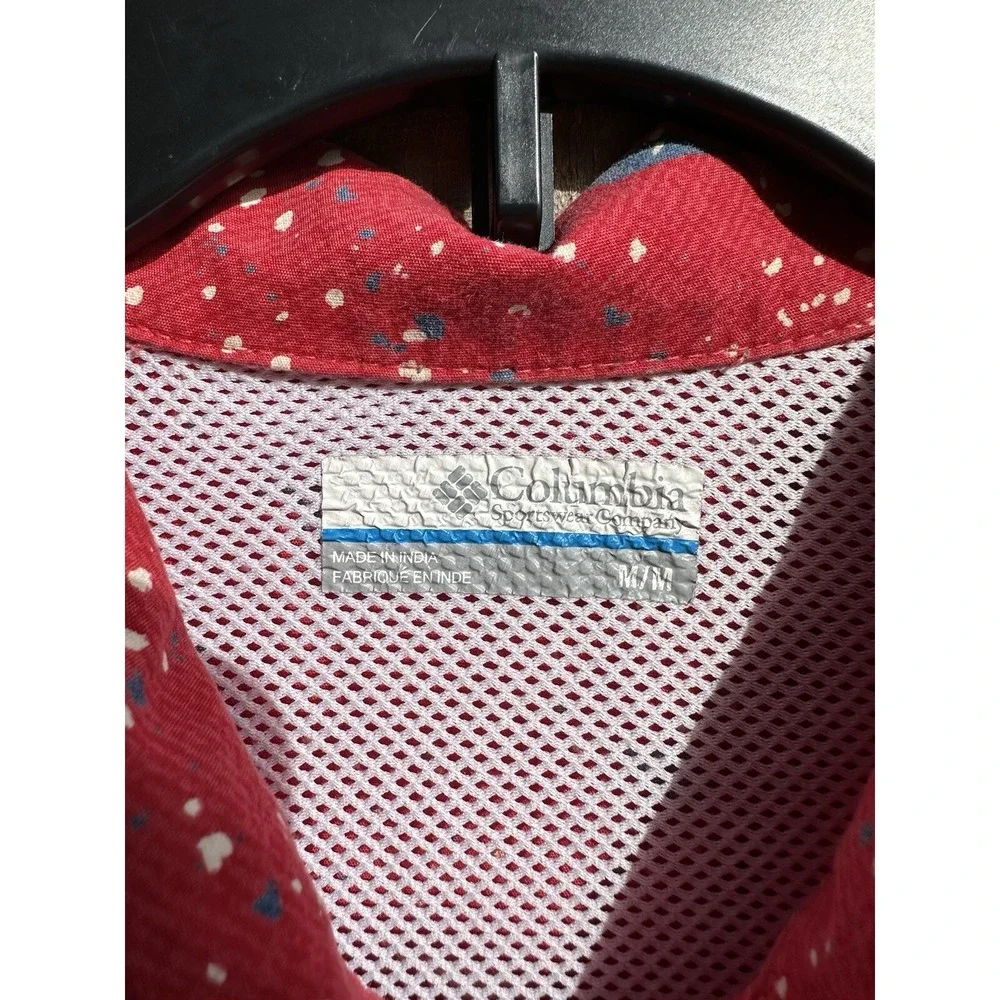 Columbia Shirt Mens Medium Red PFG Pocket Button Up Whale‎ Fish Print Vented